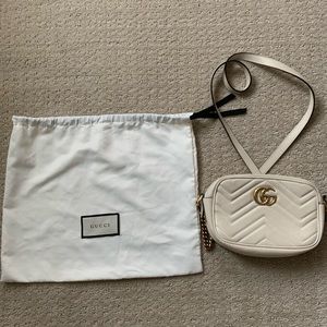 Gucci marmont gg mini camera bag